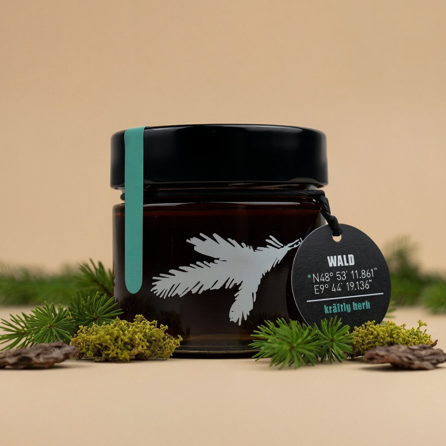 Glas Bio Waldhonig der Honigwanderer, kräftig aromatisch mit feinen Waldnoten, im schwarzen Designglas