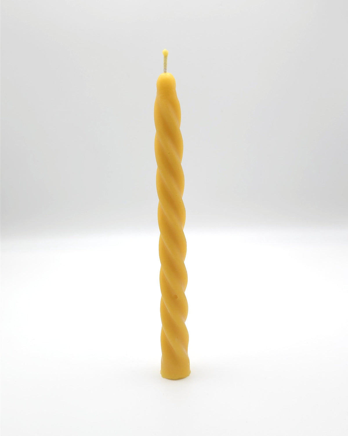 Spiralkerze groß aus Bienenwachs, 20 cm