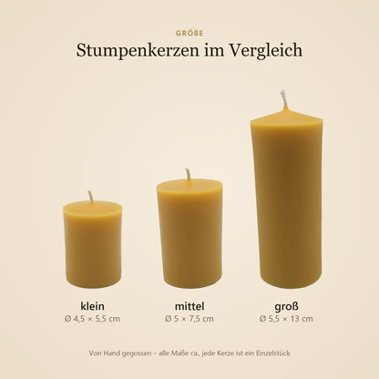 Stumpenkerzen im Größenvergleich: klein Ø 4,5 × 5,5 cm, mittel Ø 5 × 7,5 cm, groß Ø 5,5 × 13 cm