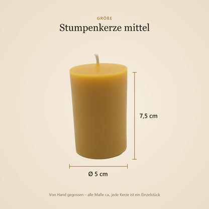 Größe Stumpenkerze mittel: Ø 5 cm, 7,5 cm hoch